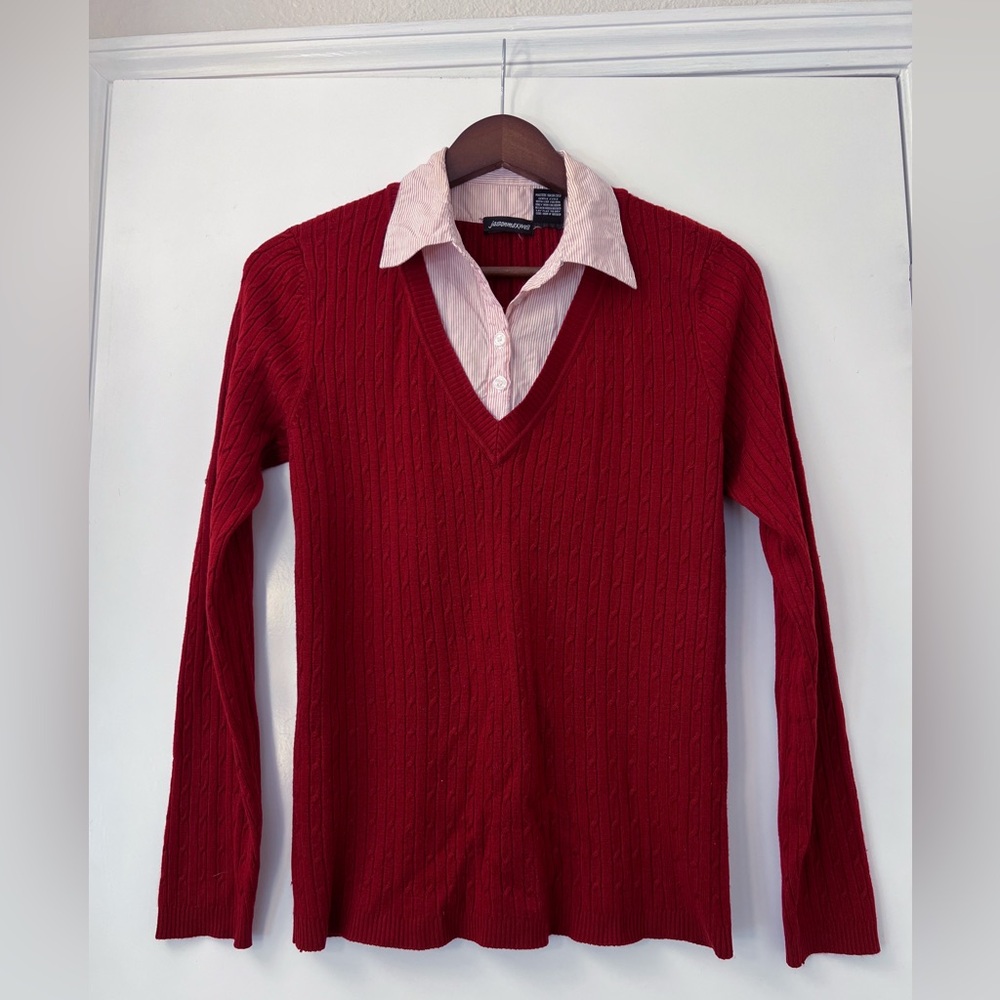 ❤️ Red collared sweater - S